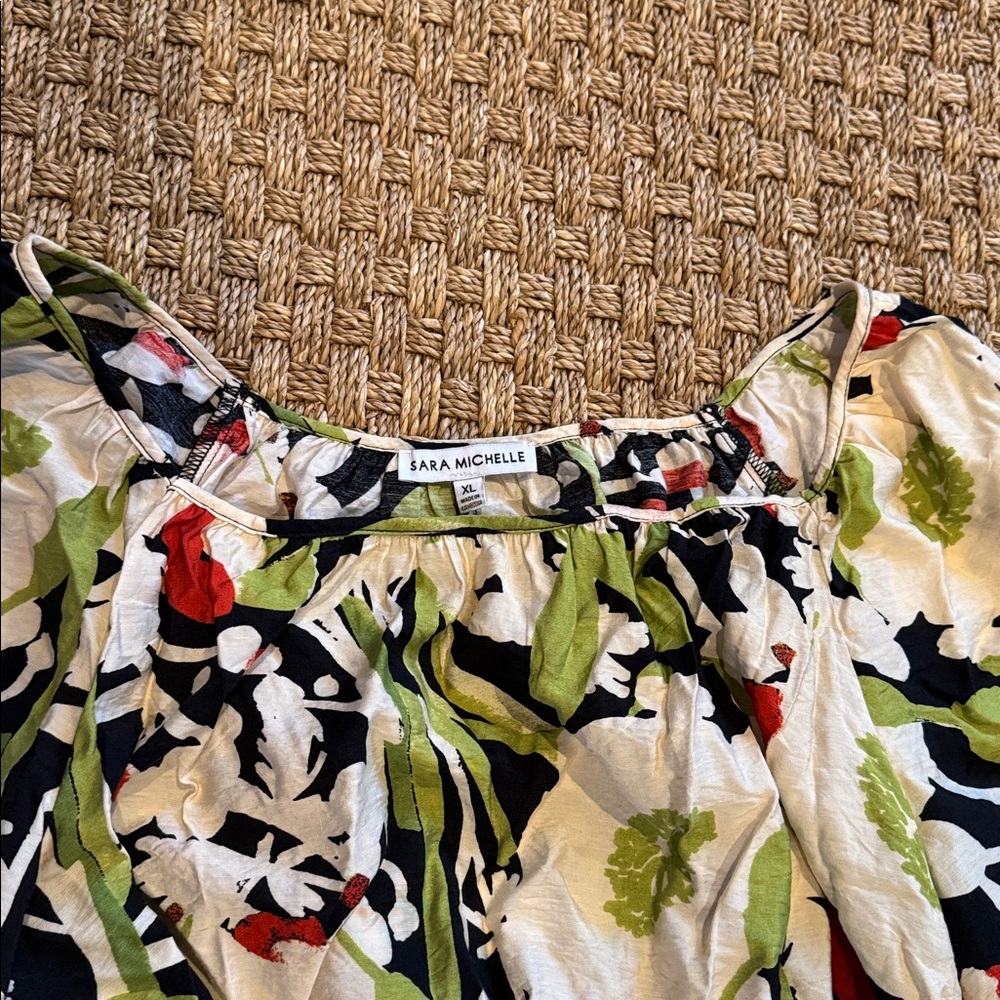 Sara Michelle woman Dress with Green and Red Floral Design - Picture 6 of 7